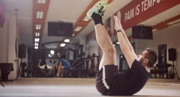 Жиросжигающая HIIT-тренировка: 10 упражнений для продвинутых (видео) Жиросжигающая HIIT-тренировка: 10 упражнений для продвинутых (видео)