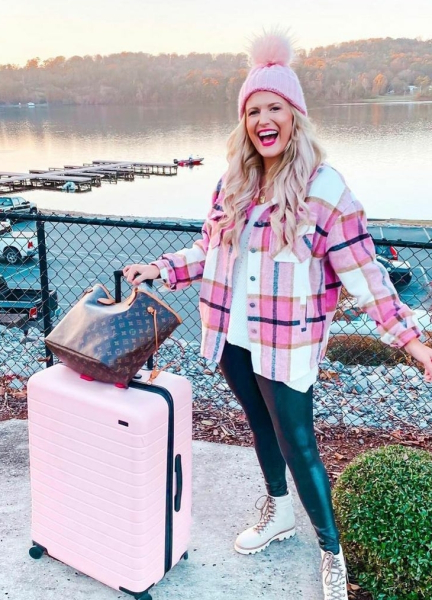 С чем носить пальто-рубашку: стильные образы с рубашкой-пальто – фото и видео С чем носить пальто-рубашку: стильные образы с рубашкой-пальто – фото и видео